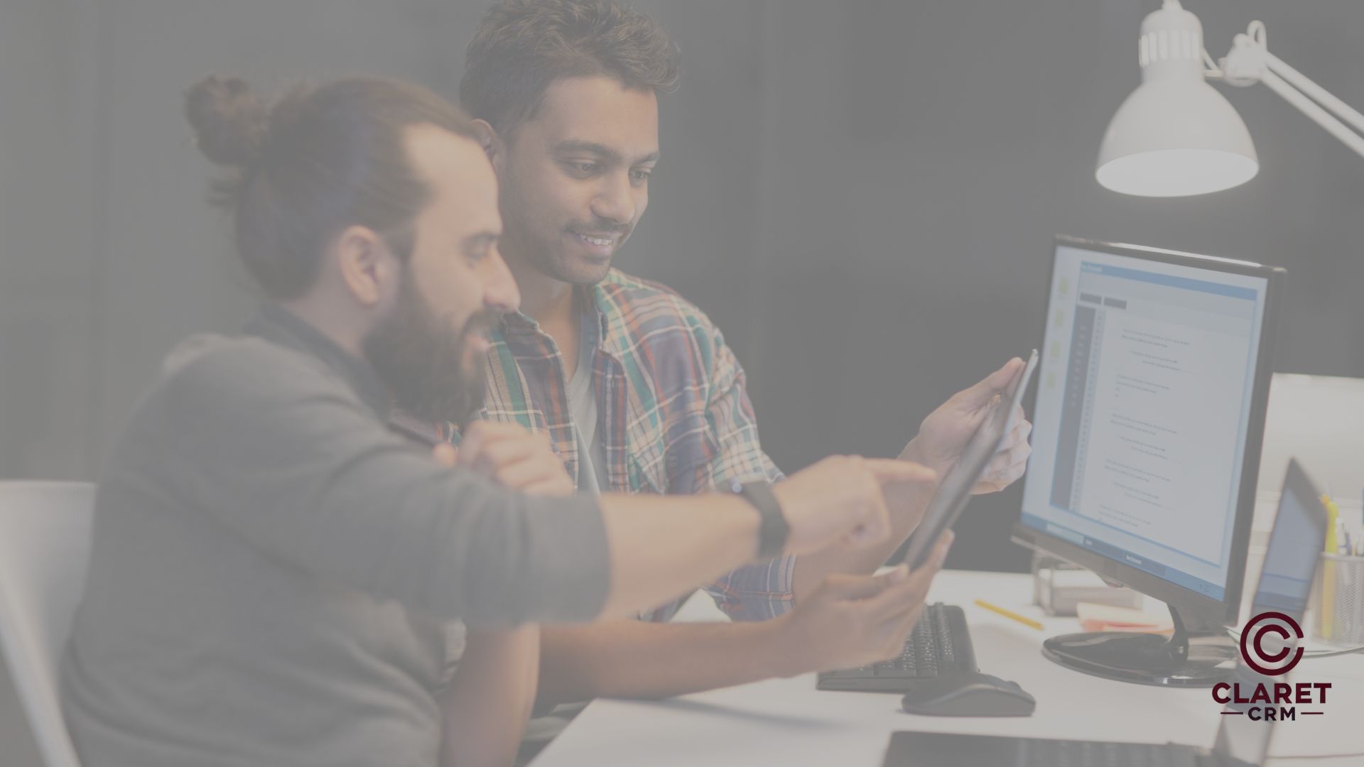 9 Features to Look For when Choosing a Lightweight CRM